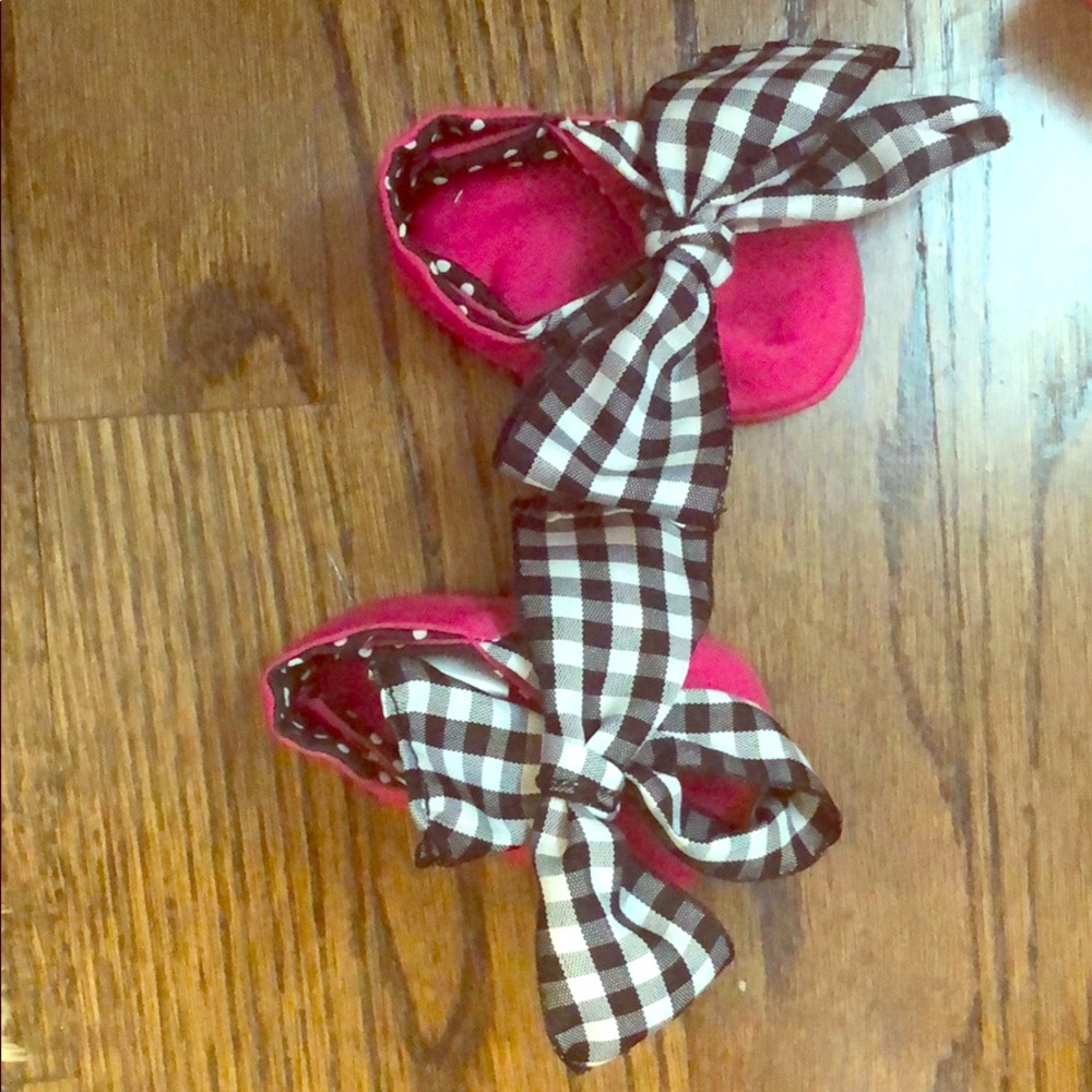 NWB Mud Pie Cutest new booties! Her Royal Highness adorable!